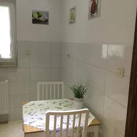 Ursic Apartamento *