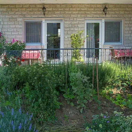 Ursic Апартаменты *